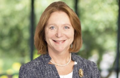 2 Minute Interview | Angela Knight